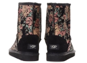 Outlet UGG Classic Tall Stivali 5801 romantico fiore Nero Italia �C 224 Outlet UGG Classic Tall Stivali 5801 romantico fiore Nero Italia �C 224